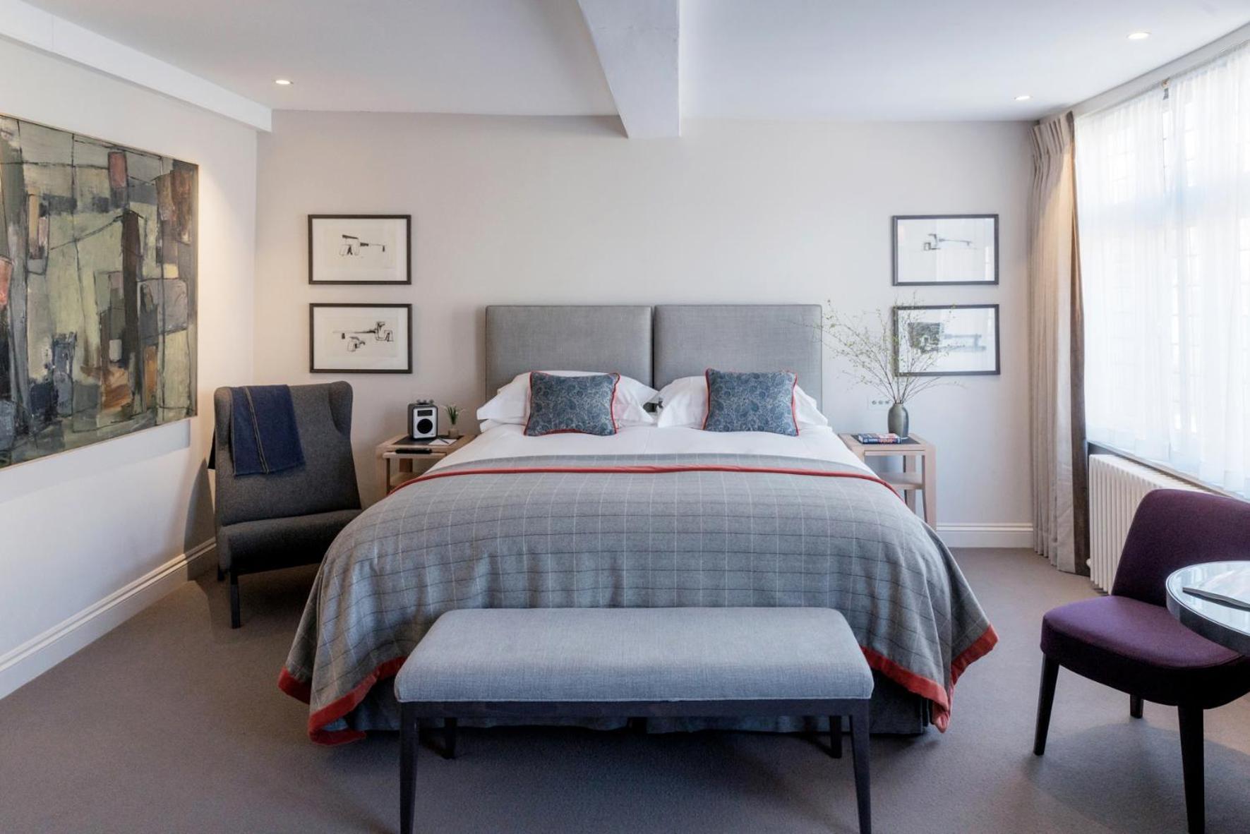 Old Bank Hotel Oxford Esterno foto A bedroom at The Wolseley